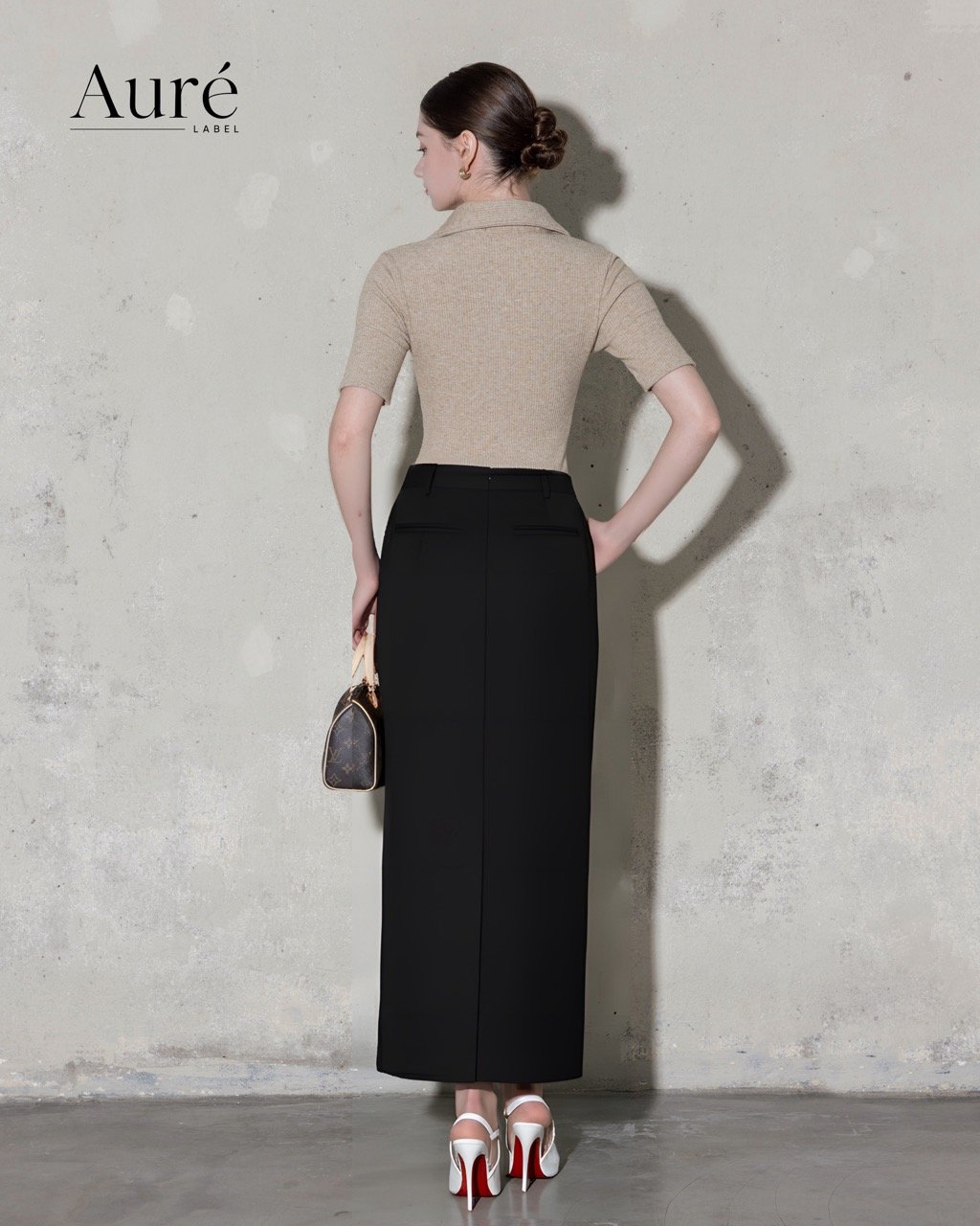 Polo Mocha Élégant X Black Skirt - Ảnh 4
